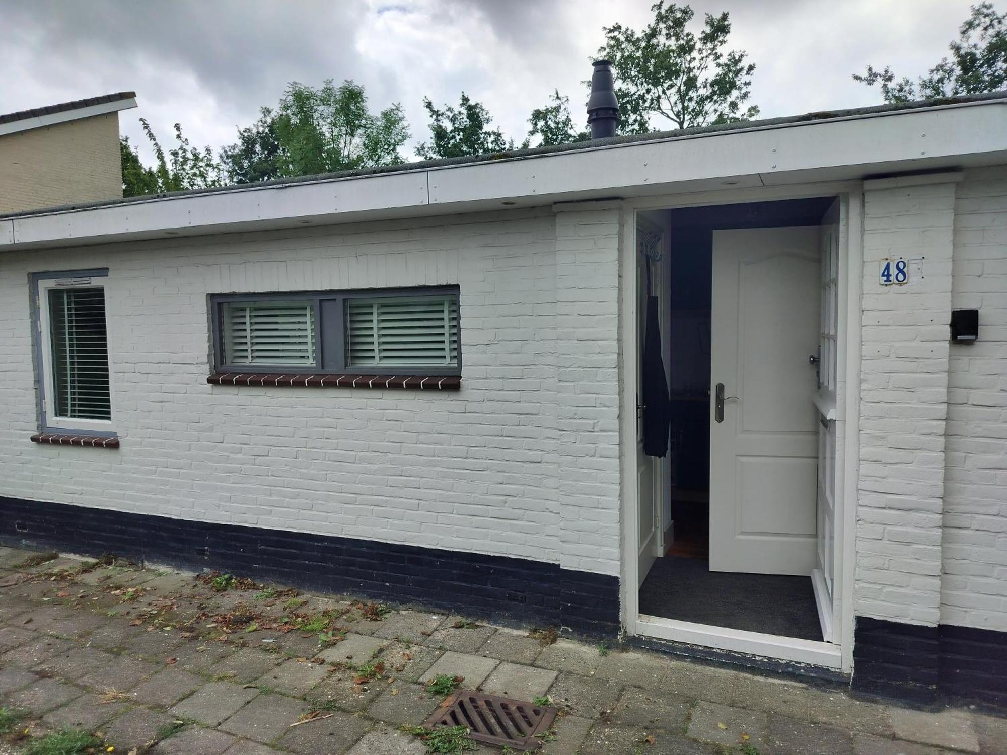 Solstice, Quiet Cottage In Bruinisse, Zeeland ภายนอก รูปภาพ